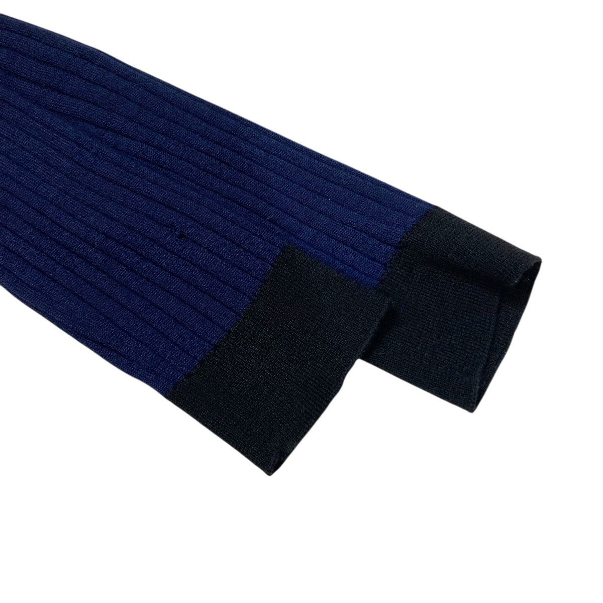 ニットカーディガン