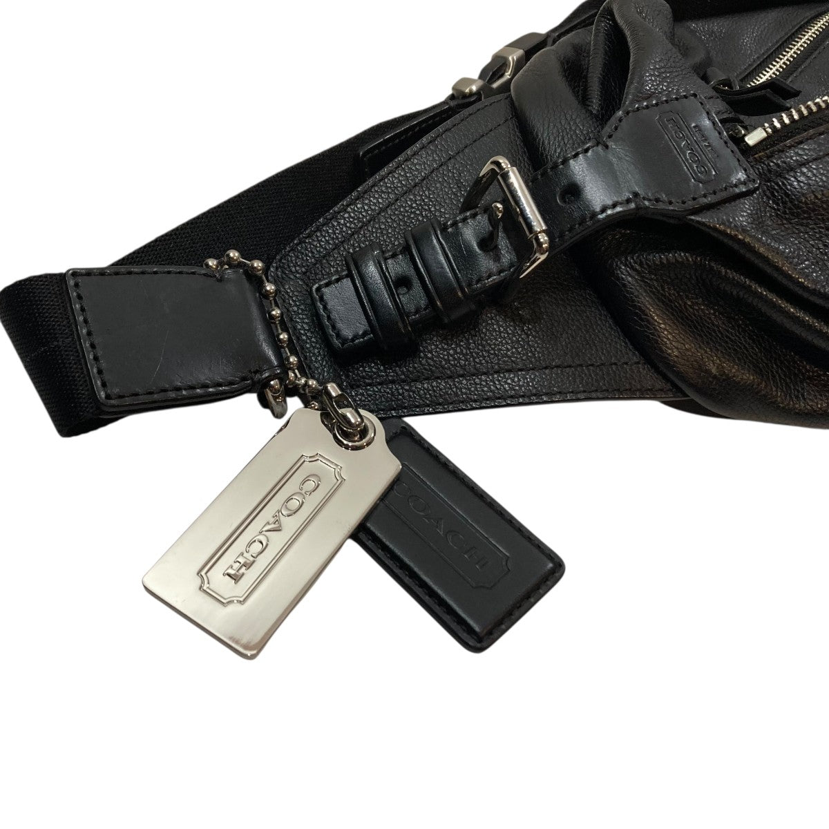 ボディショルダーバッグ