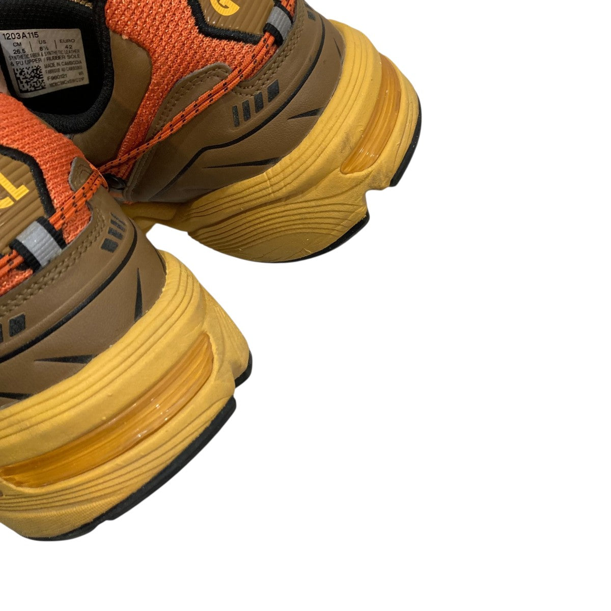 Gel-1090スニーカー1203A115