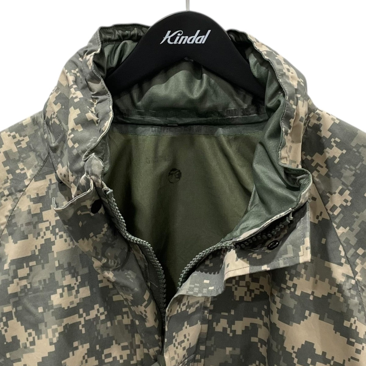 マウンテンパーカー PARKA， COLD WEATHER， UNIVERSAL CAMOUFLAGE 8415-01-526-9186