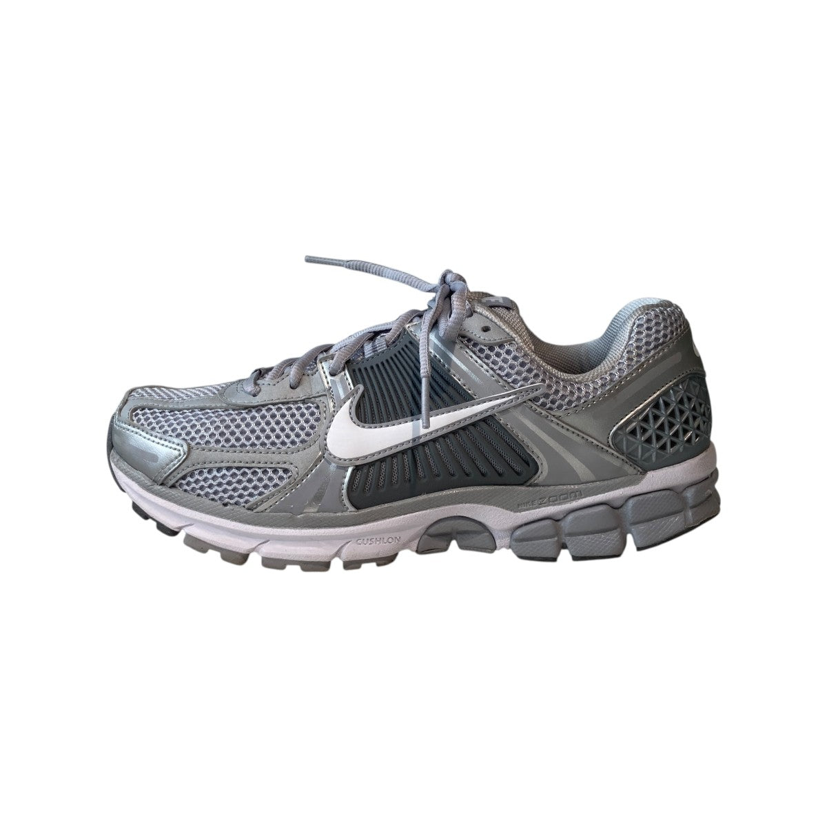 NIKE(ナイキ) Zoom Vomero 5 Cool GreyスニーカーFJ4151-003 FJ4151