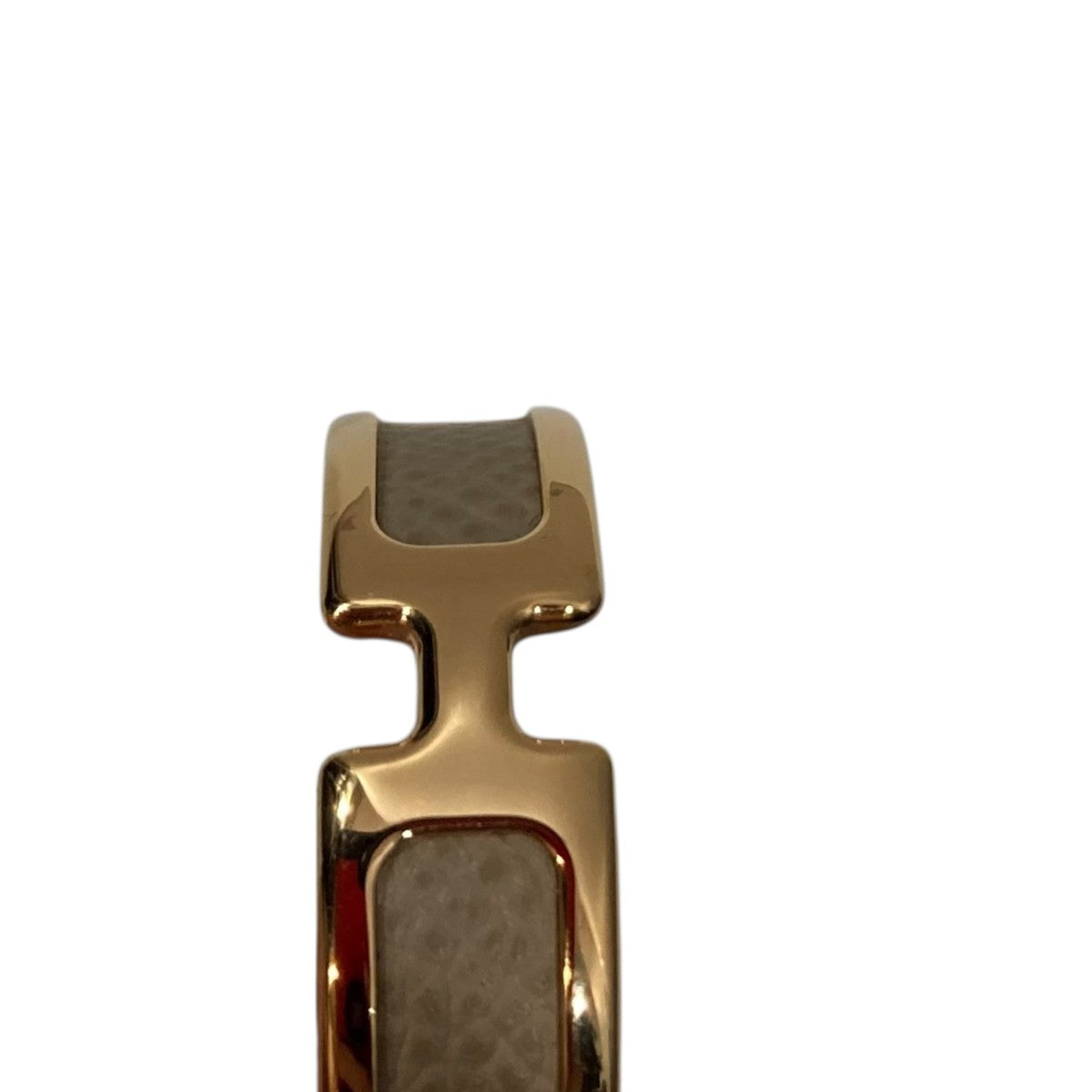 オランプピアス