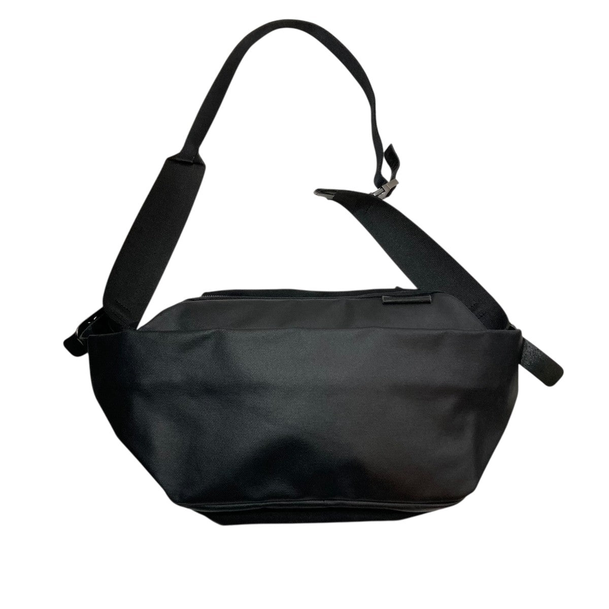 Isarauショルダーバッグ