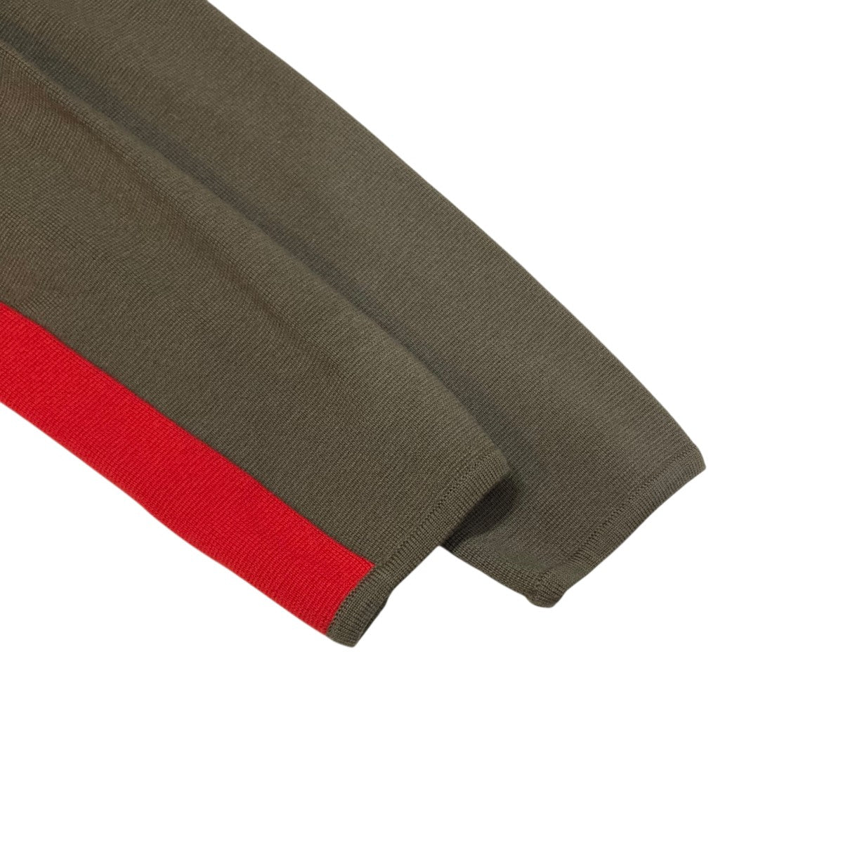 タートルネックニット