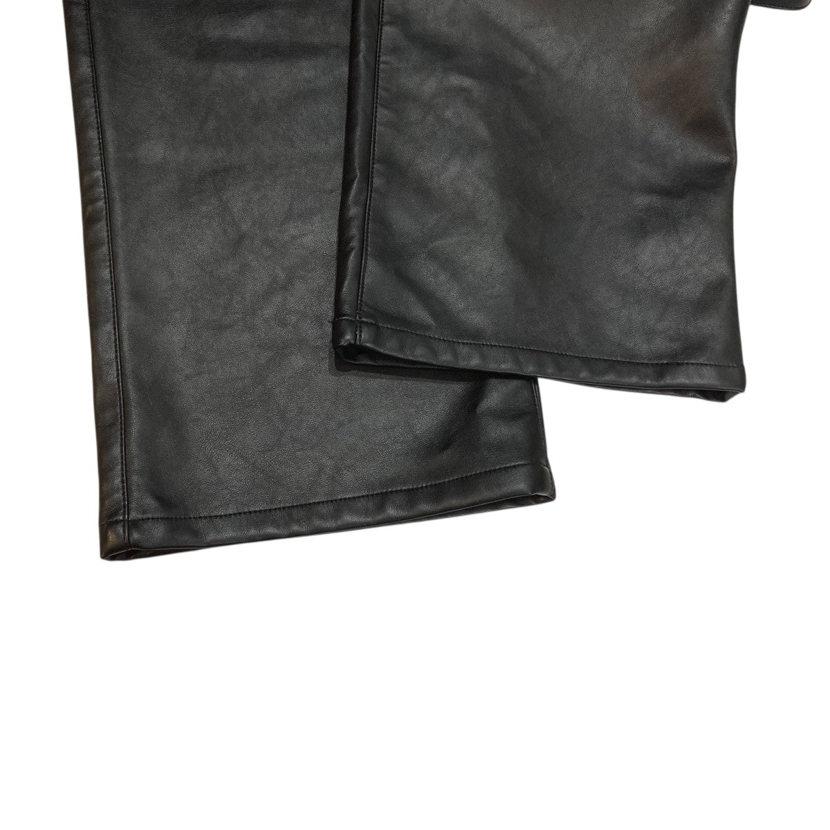 Synthetic Leather Pantsフェイクレザーパンツ2302-P58-M203