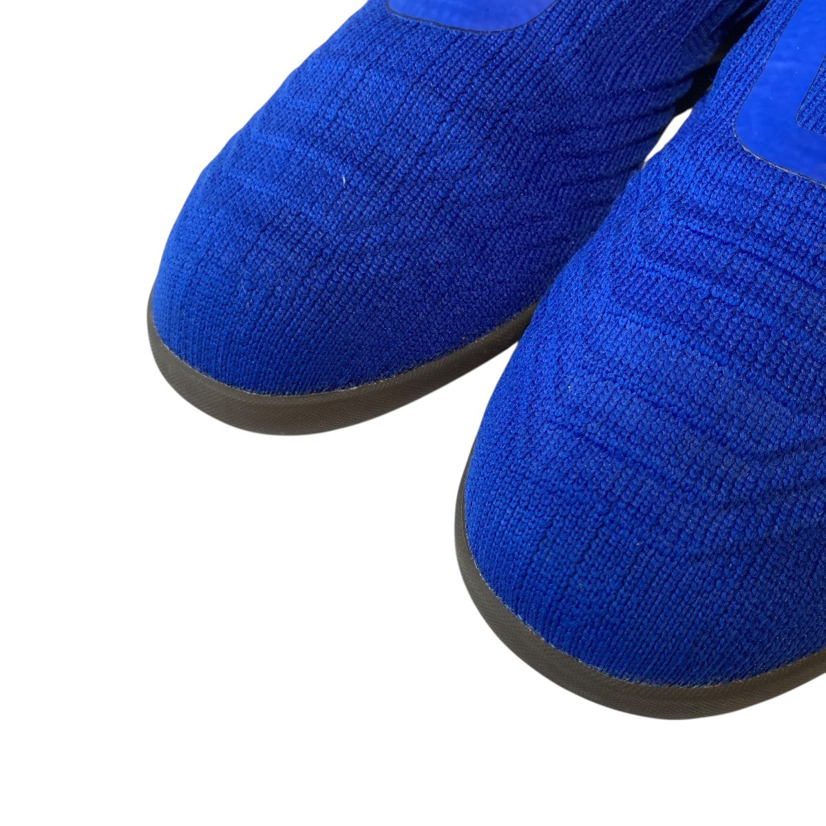 スニーカーCG7060