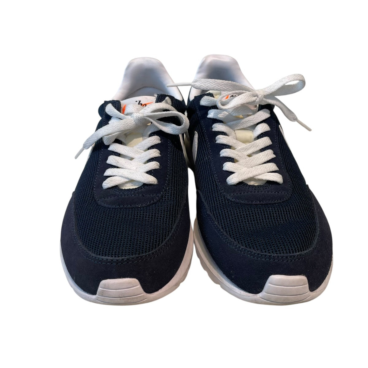 ROSHE DAYBREAK NM FRAGMENTスニーカー826669-410