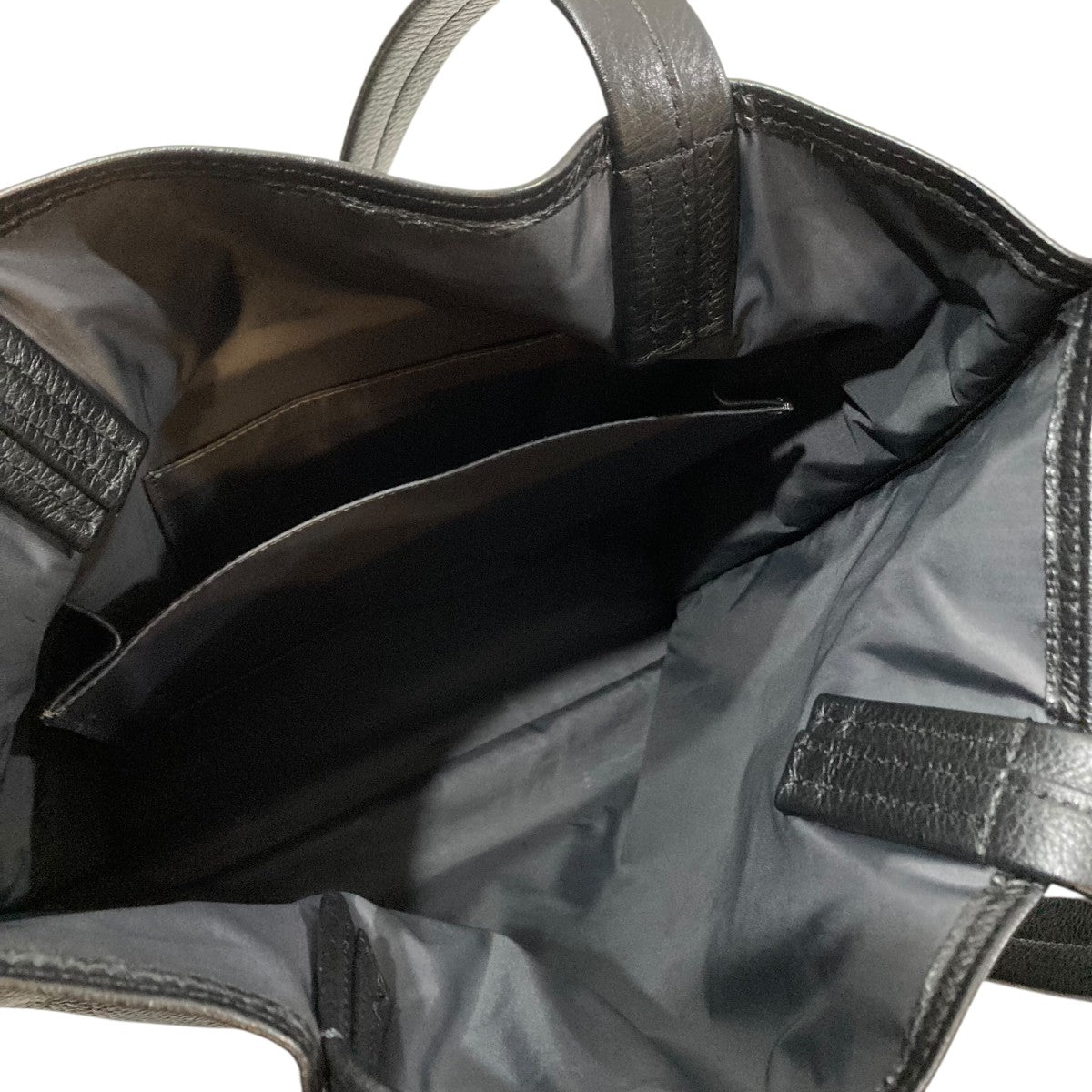 フラットレザートートレザーバッグ