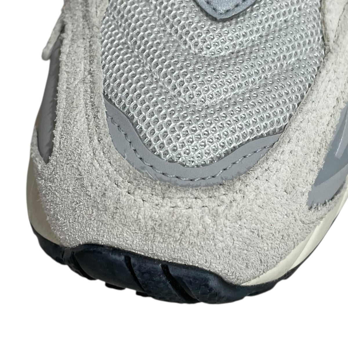 スニーカー ML725UF