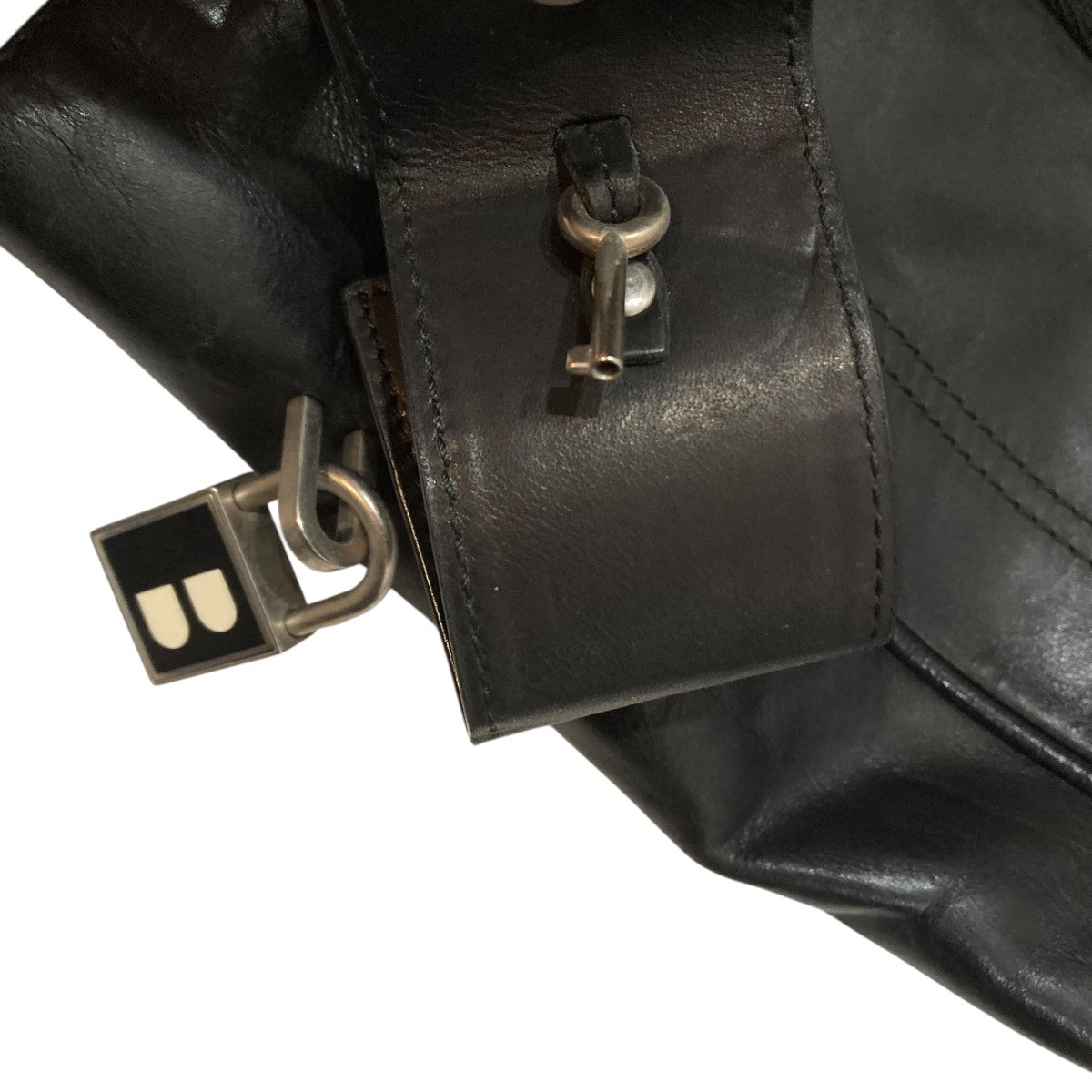 BALLY(バリー) レザートートバッグ ブラック｜【公式】カインドオル