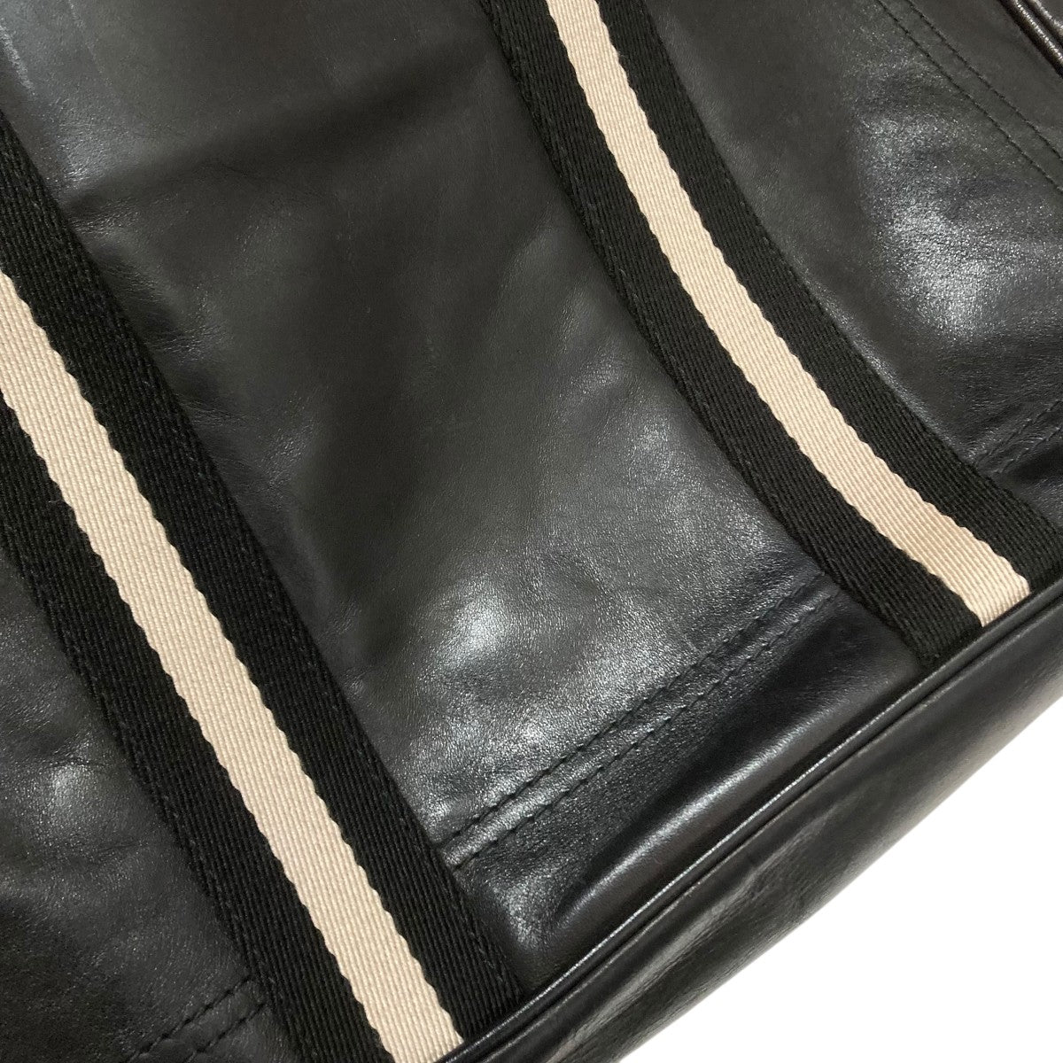 BALLY(バリー) レザートートバッグ ブラック｜【公式】カインドオル