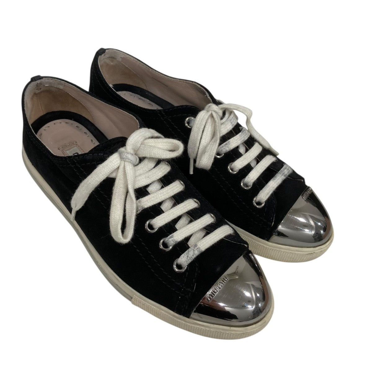 MIU MIU メタリックトゥスニーカー