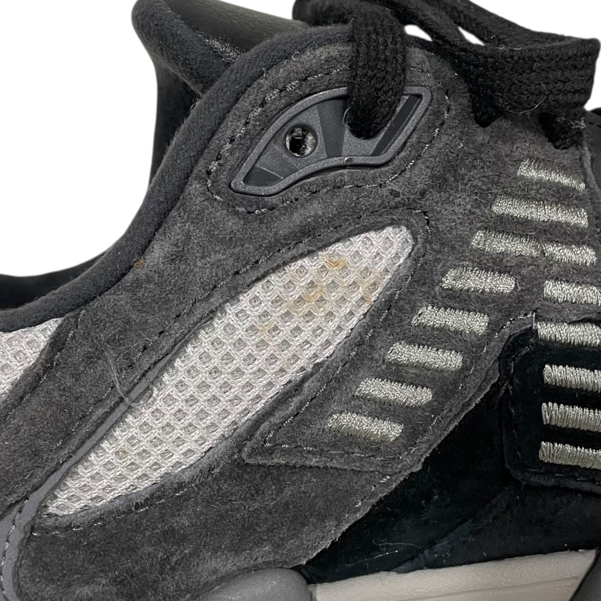 スニーカー U9060BLK