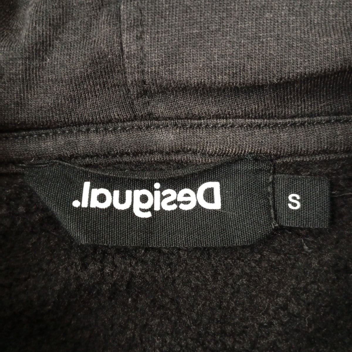 Desigual パーカー23SMSK06 古着・中古-3枚目のアイテム画像