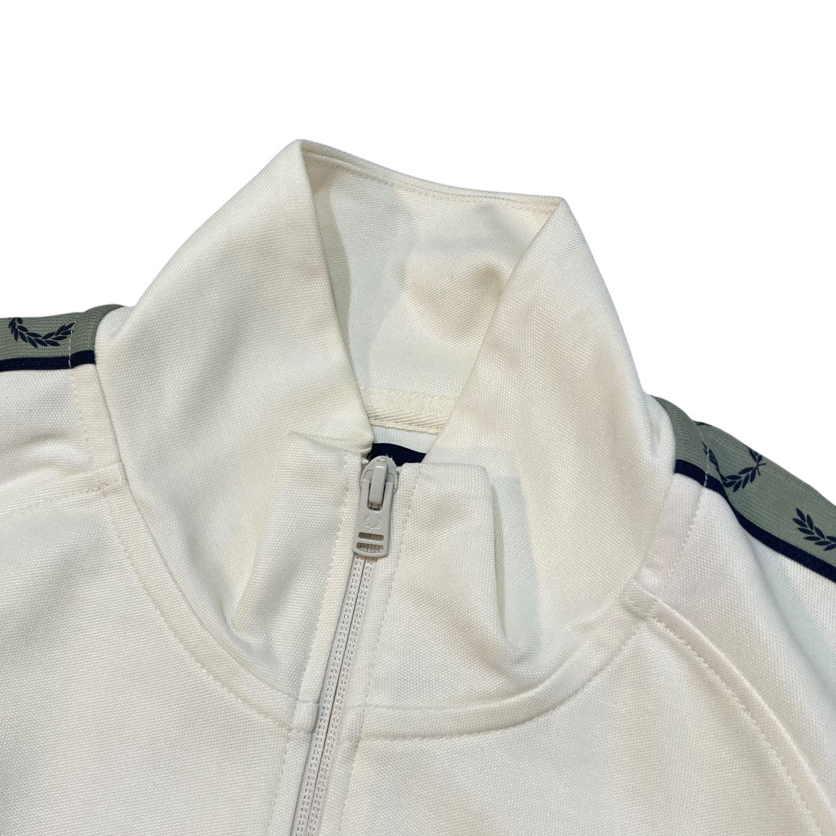 FRED PERRY トラックジャケット228104 古着・中古-3枚目のアイテム画像
