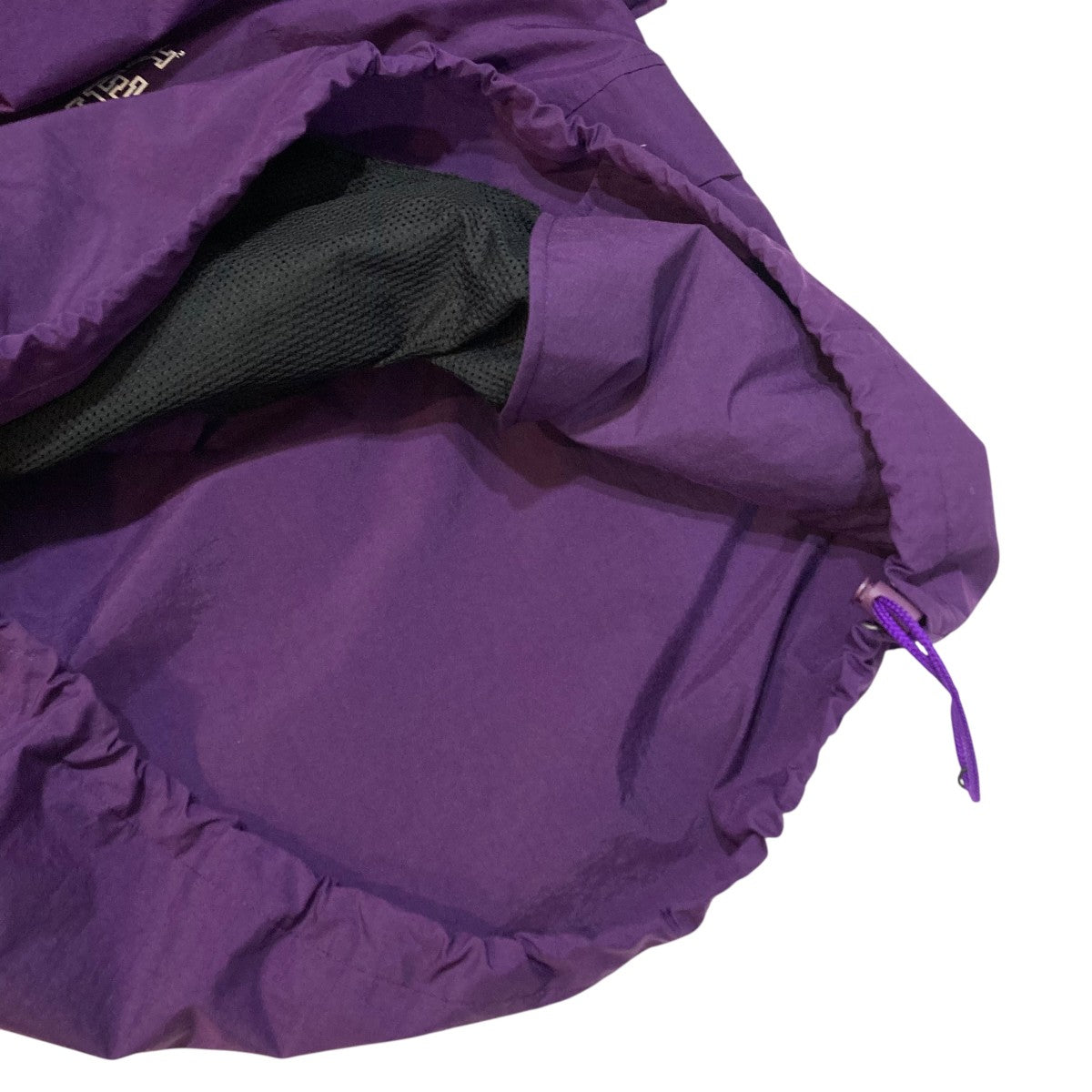 Nylon Anorakプルオーバーパーカー