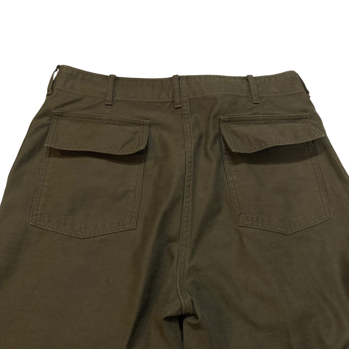 AURALEE(オーラリー) WASHED BAGGY SATIN BLEACHED BAKER PANTベイカー
