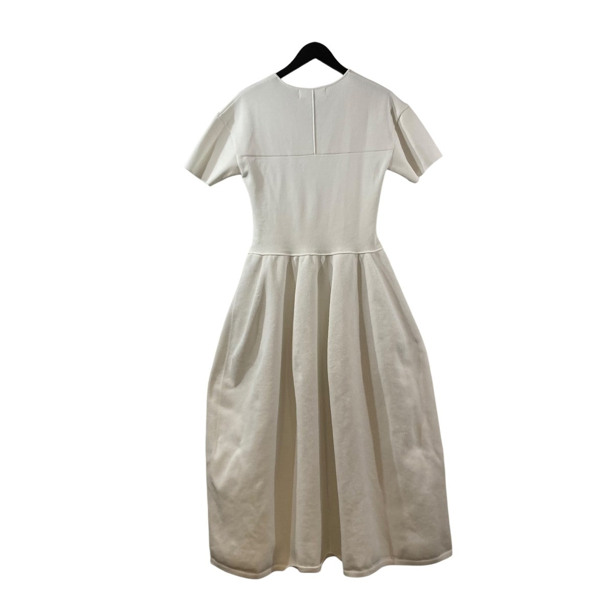 Knitted V Dress半袖ワンピース25S65521