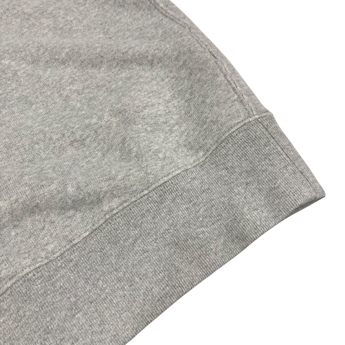 LOGO SWEATSHIRTスウェットトレーナーJ54GU0002 J20010