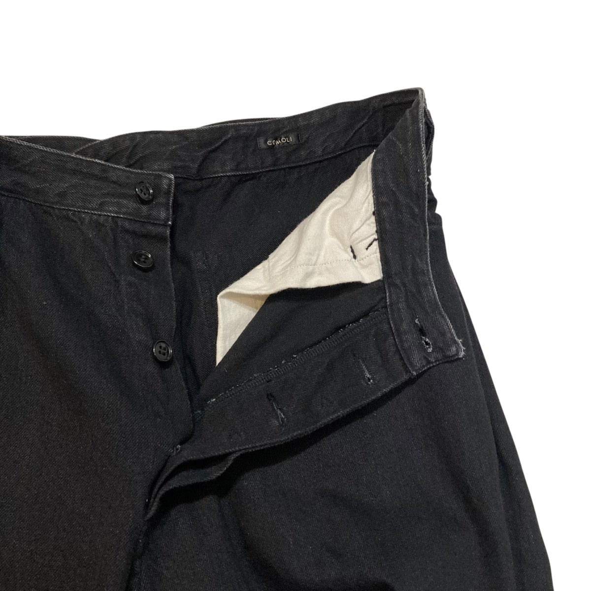 COMOLI(コモリ) ベルテッドデニムパンツ W03-03001 W03-03001 ブラック