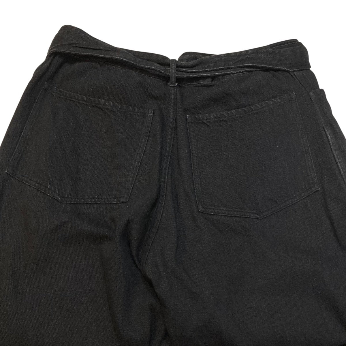 COMOLI(コモリ) ベルテッドデニムパンツ W03-03001 W03-03001 ブラック