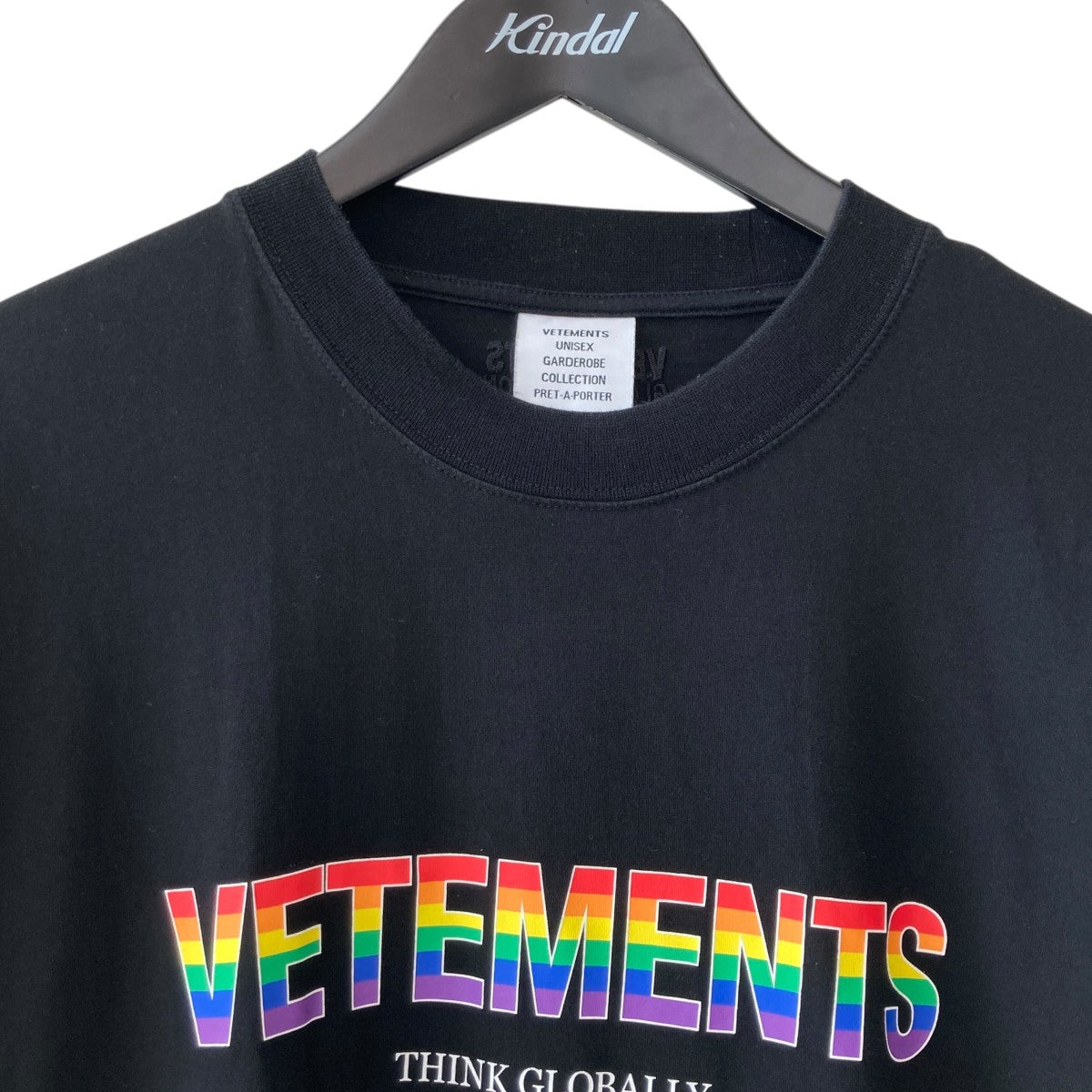VETEMENTS 21AWRainbow LogoTシャツUA52TR280X 古着・中古-3枚目のアイテム画像
