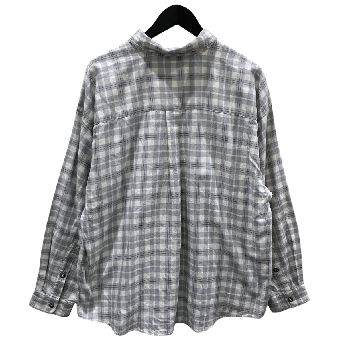 チェック柄シャツ