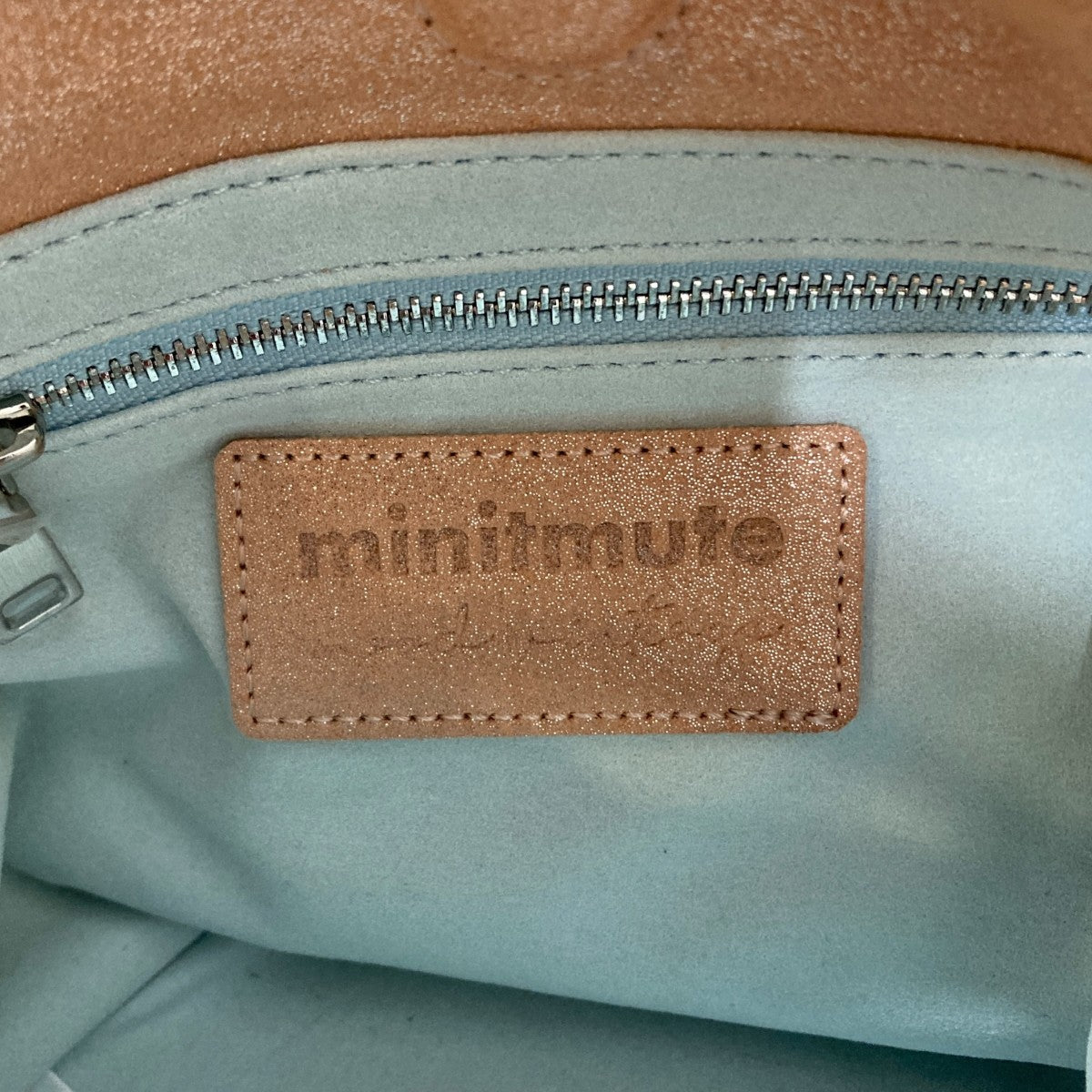 minitmute(ミニットミュート) レザーバッグレザーポーチ ライトピンク