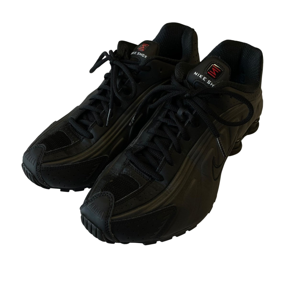 NIKE SHOX R4スニーカーHQ1988-001 古着・中古-1枚目のアイテム画像