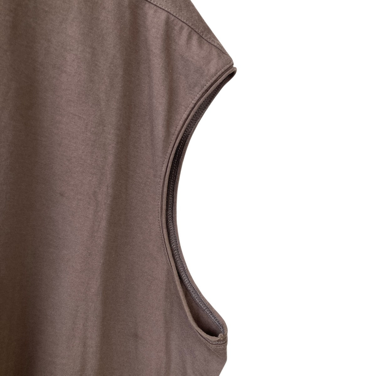 SLEEVELESS T-SHIRTノースリーブTシャツRU02B2160-JA