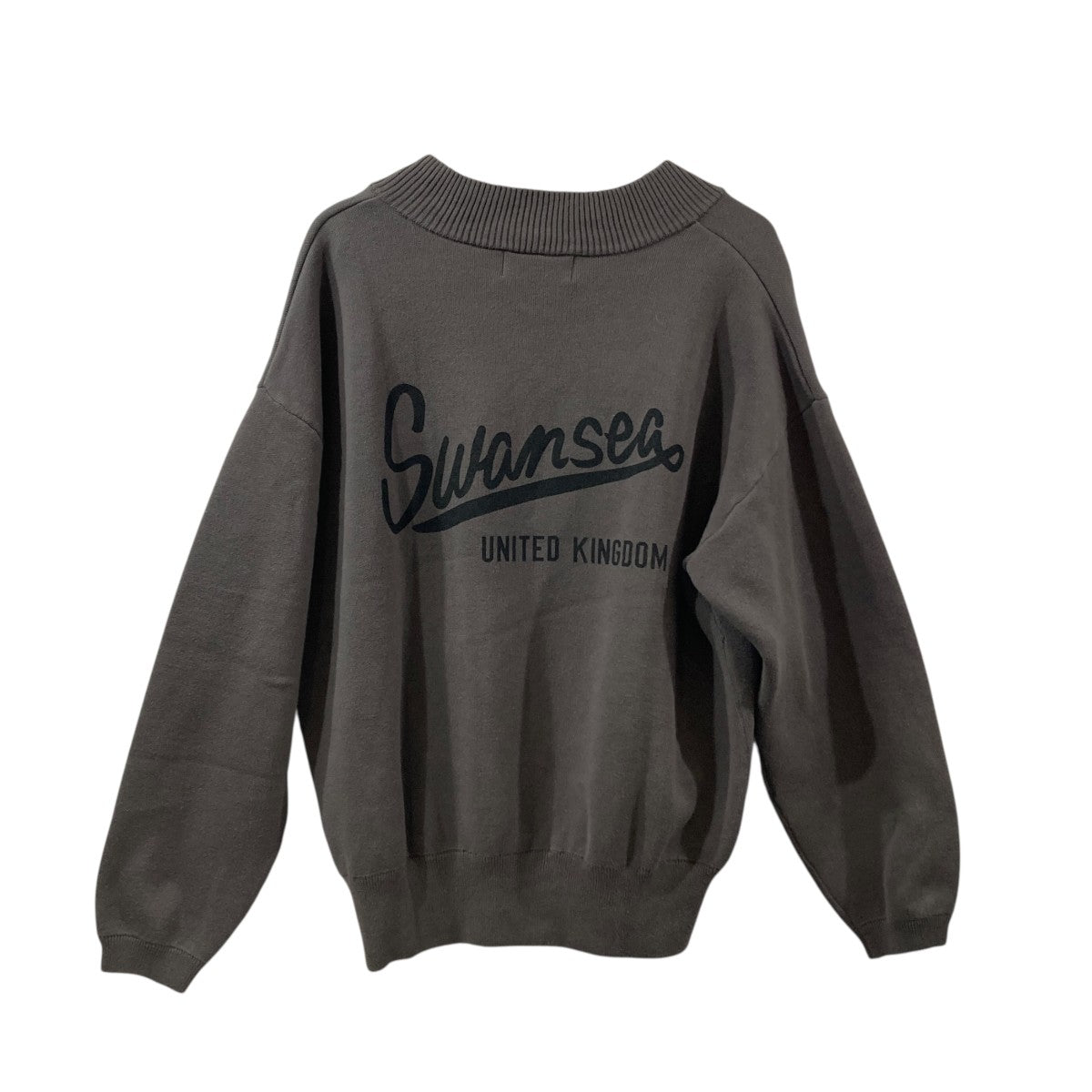 V NECK KNITVネックニット
