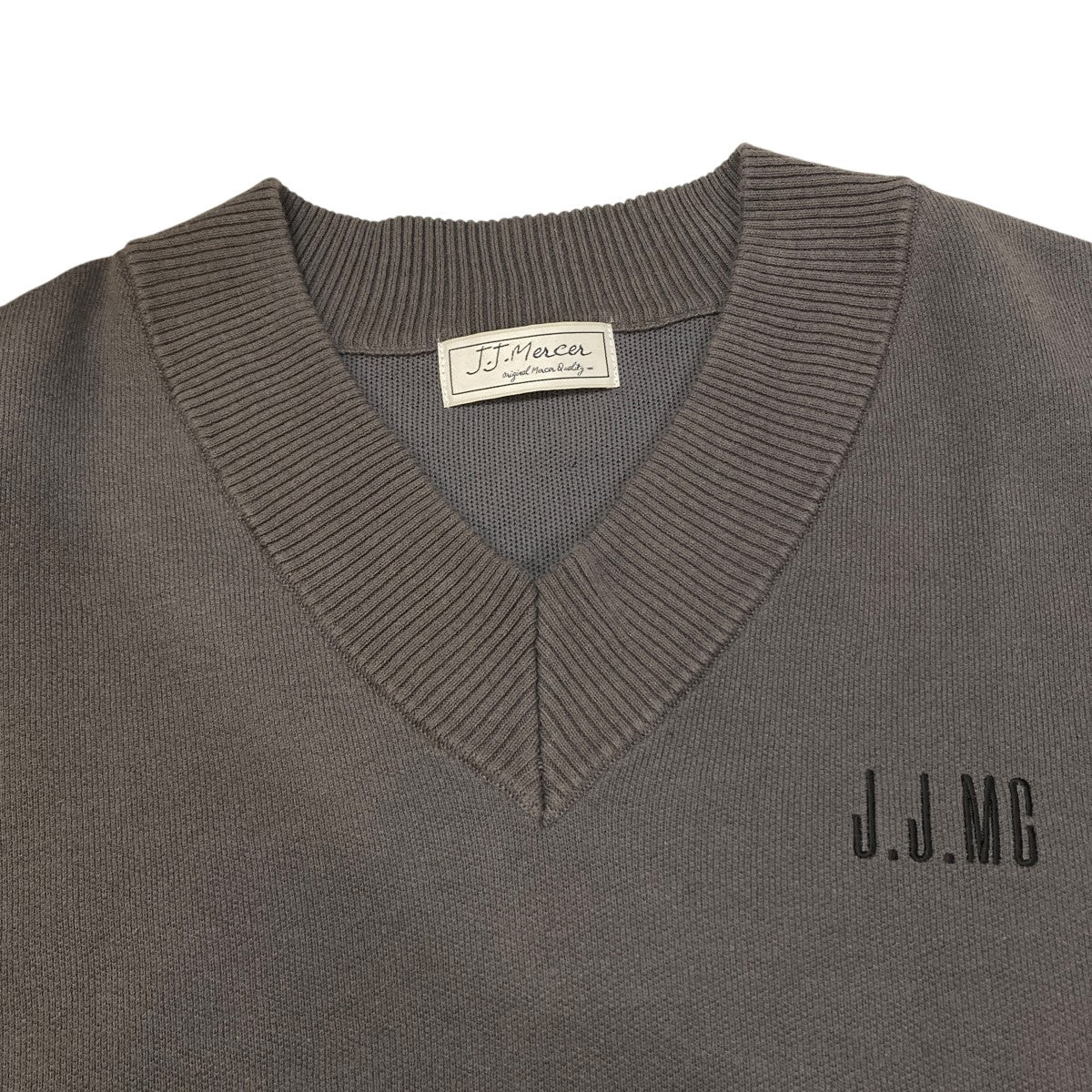V NECK KNITVネックニット