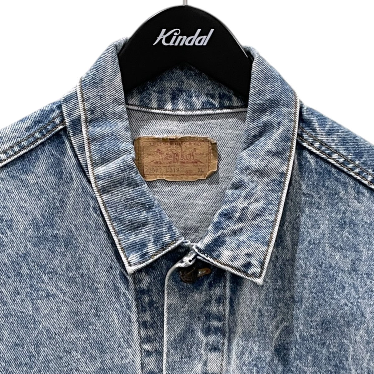LEVI’S 80〜90s ビッグシルエットケミカルウォッシュデニムジャケット MADE IN USA ボタン裏527 70507-0219 古着・中古-3枚目のアイテム画像