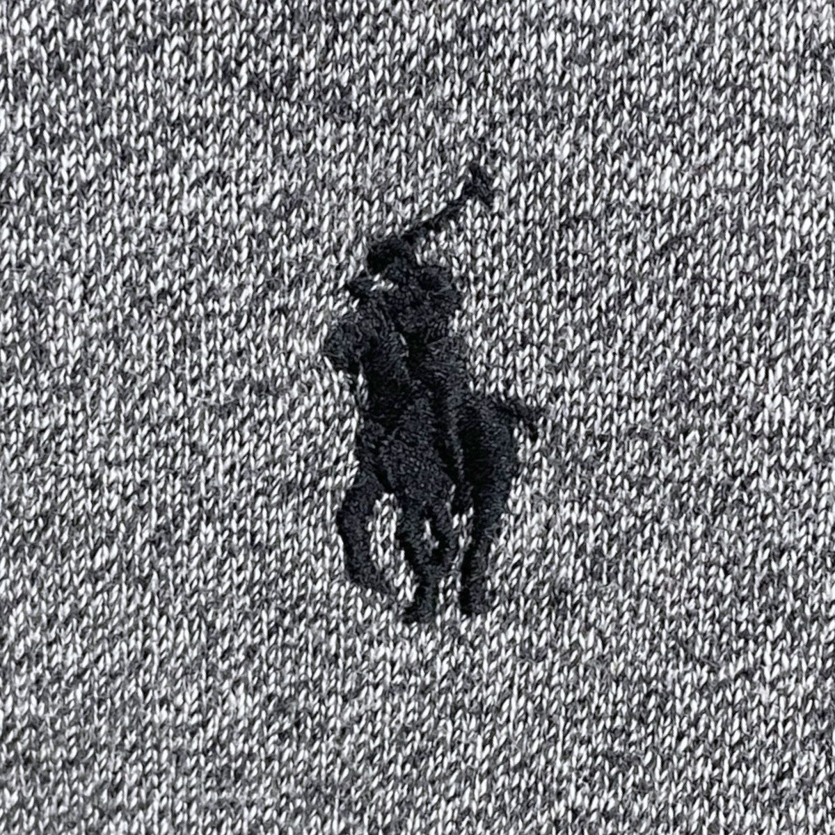 ジップアップパーカー