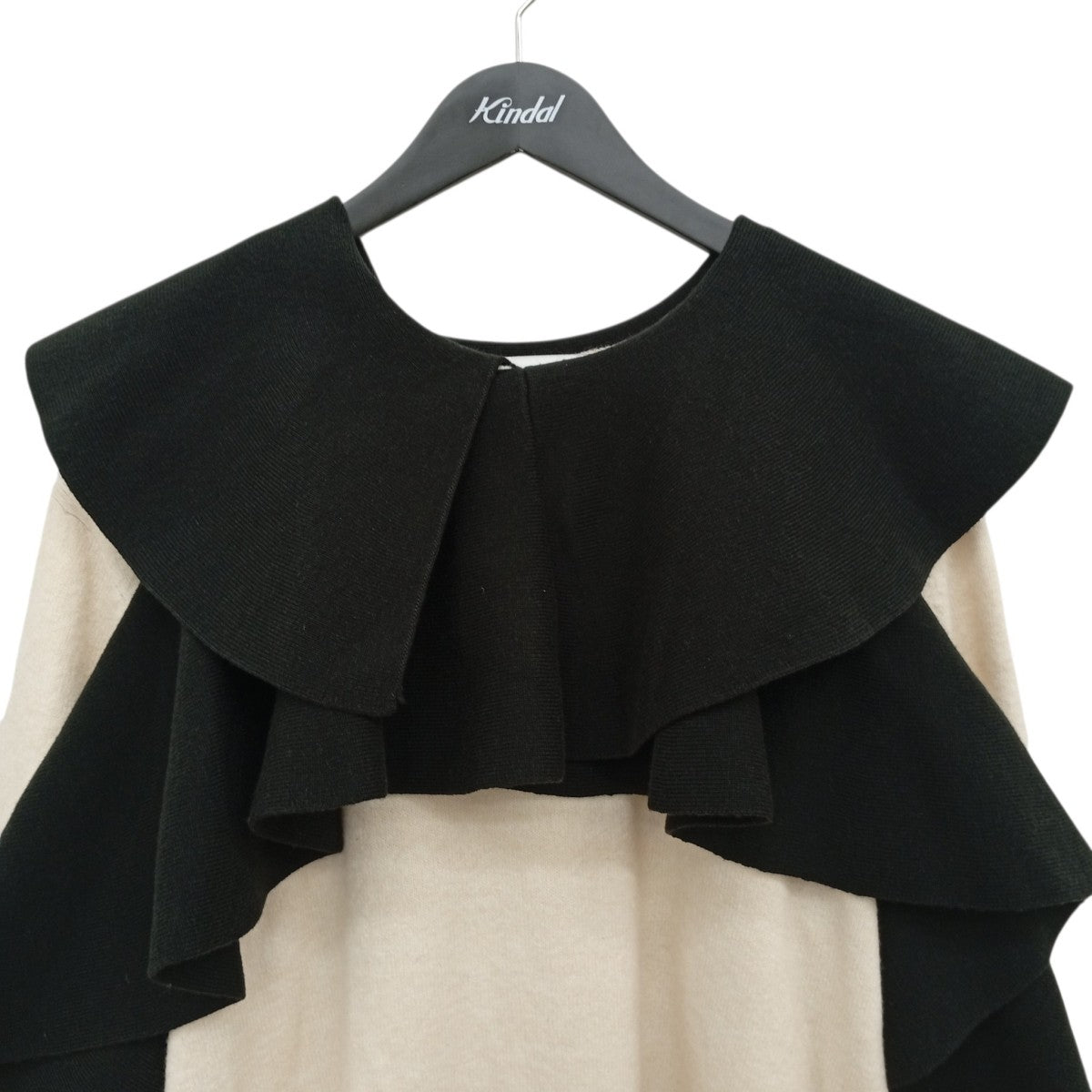 Ruffle knit dressニットワンピース530IAM73-2371