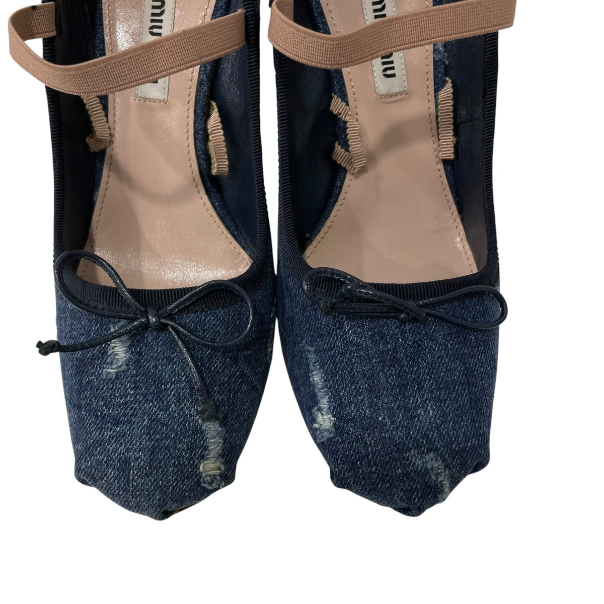 ヒールパンプス