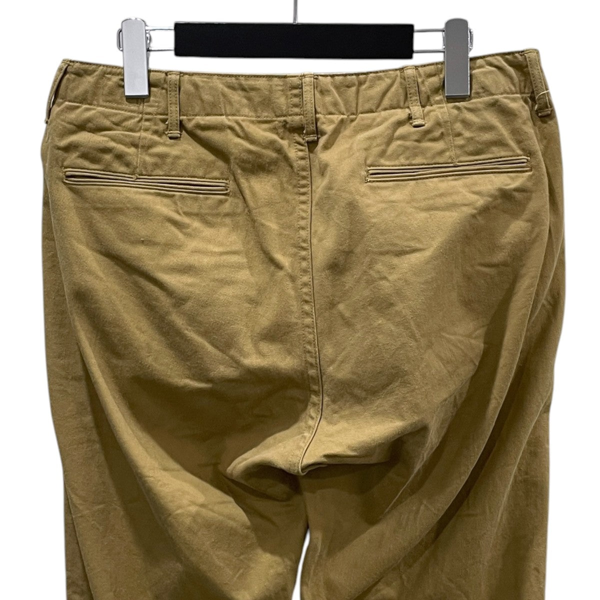 チノパンツ