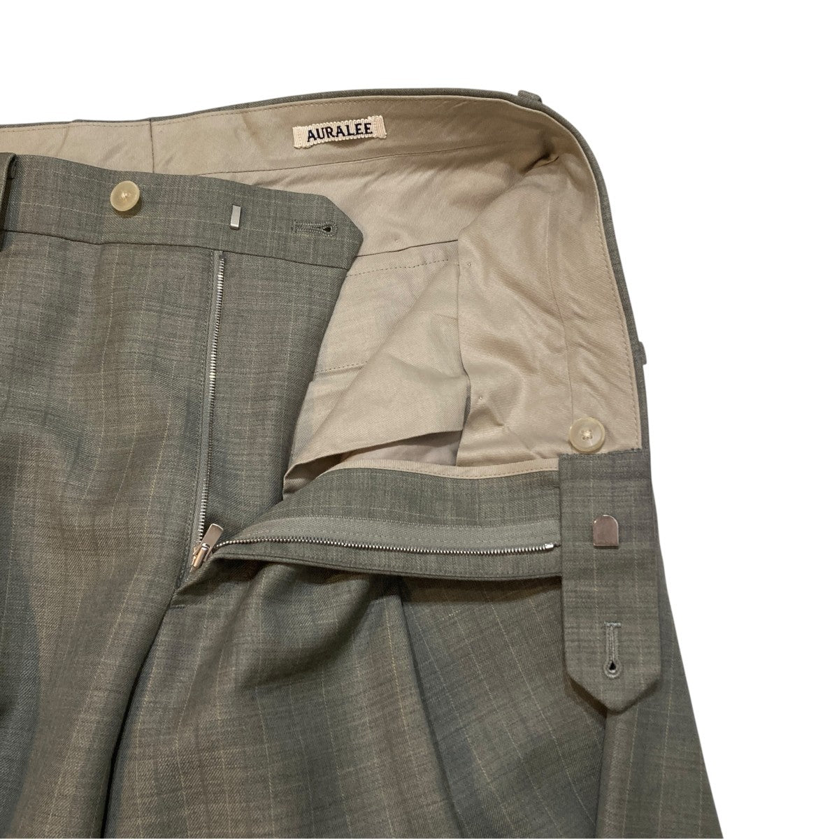 26SSBLUEFACED WOOL TWO-TUCK SLACKSストライプスラックスA26SP02BA
