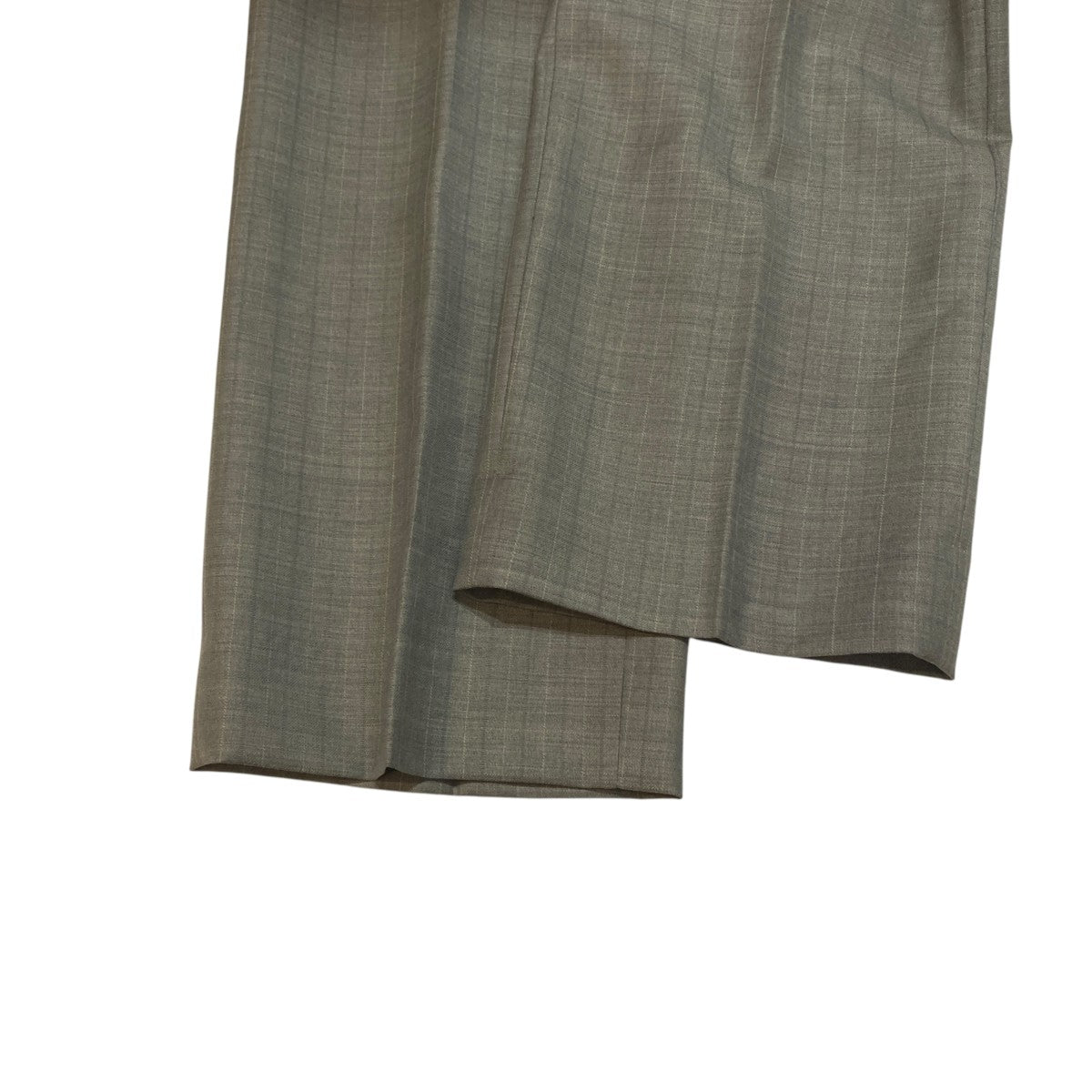 26SSBLUEFACED WOOL TWO-TUCK SLACKSストライプスラックスA26SP02BA