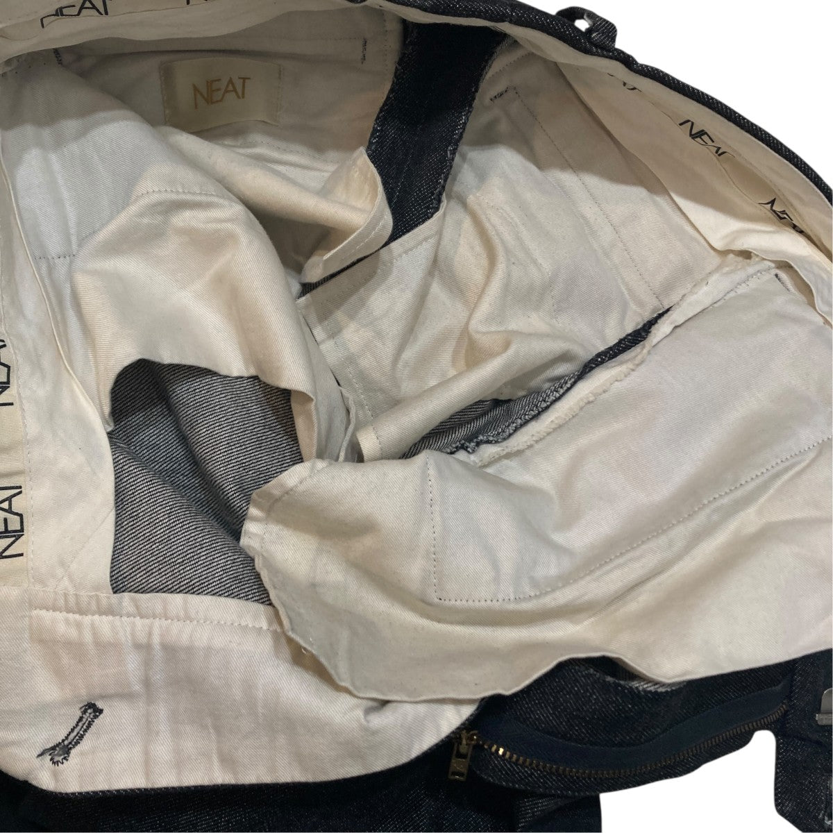 デニムパンツ