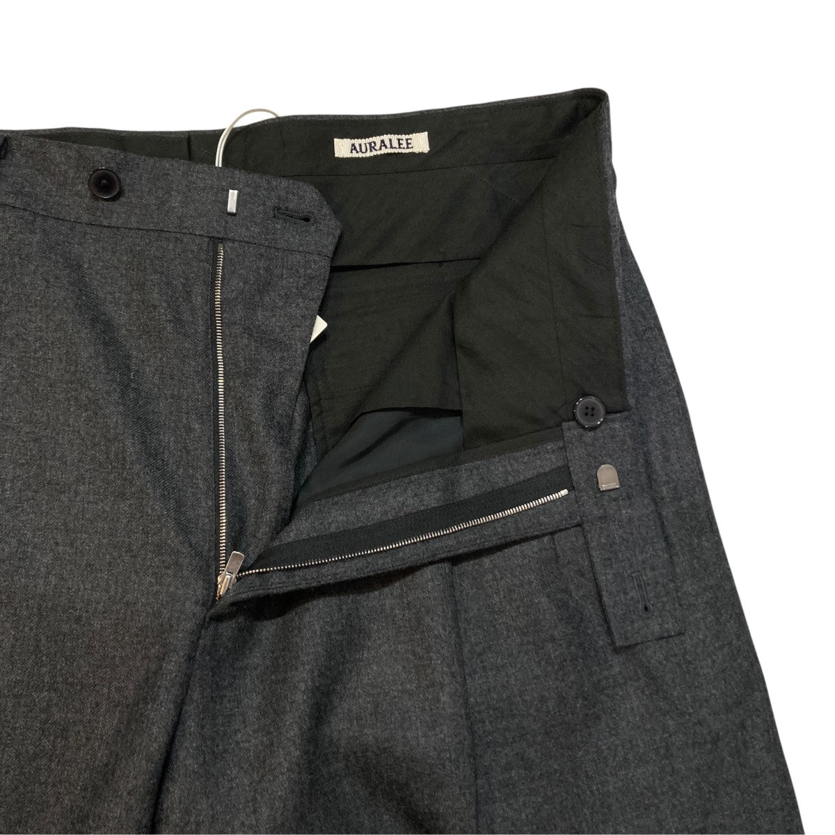 26AWSUPER LIGHT WOOL TWO-TUCK SLACKSウールスラックスパンツA26AP03OS