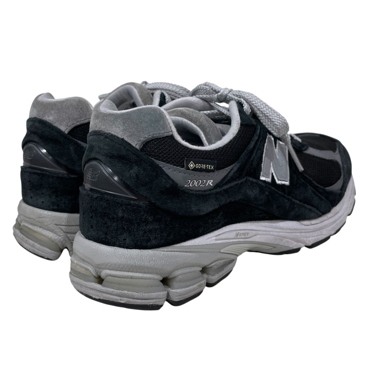 スニーカー 2002R GORE-TEX M2002RXD