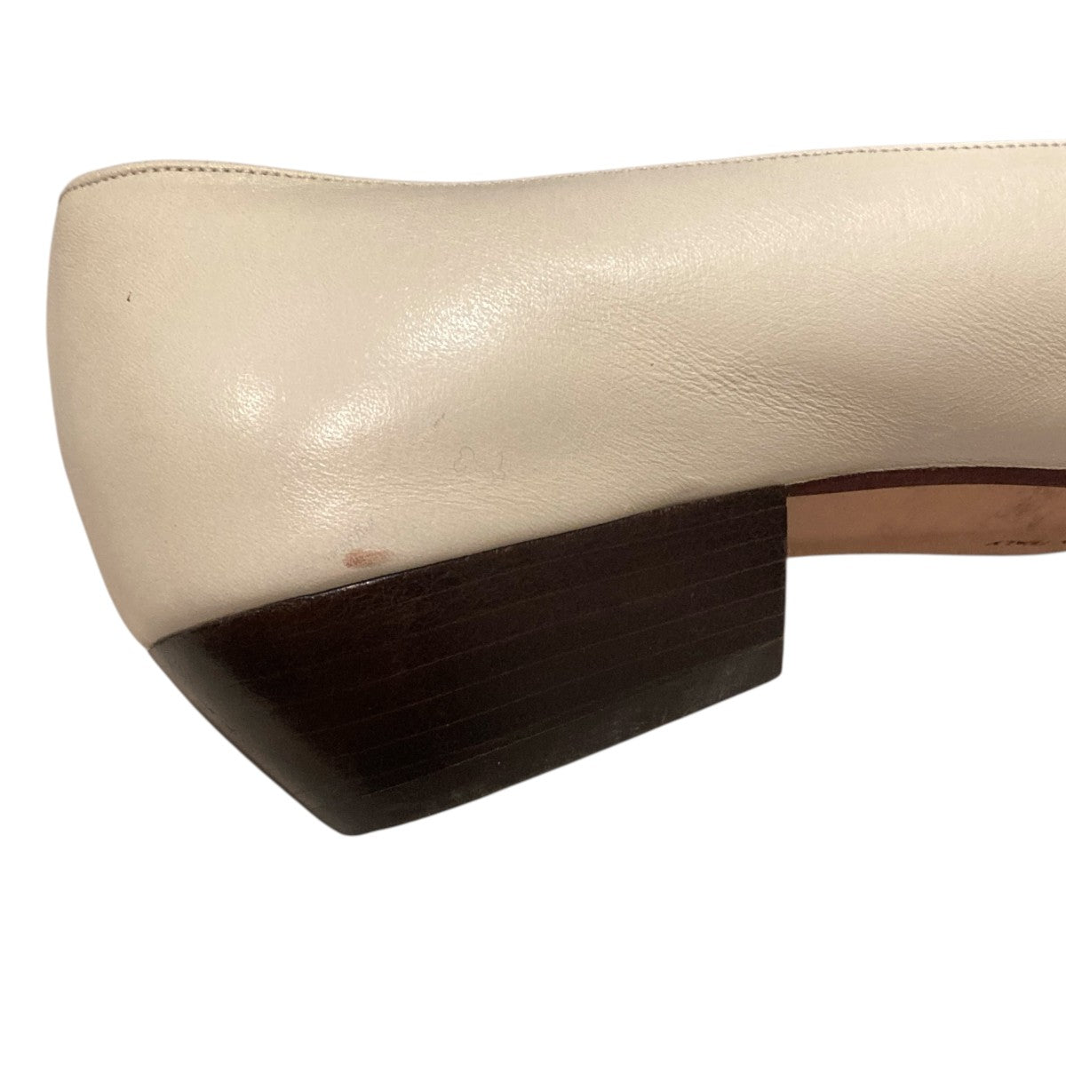 Ferragamo ヴァラ リボンパンプス 古着・中古-10枚目のアイテム画像