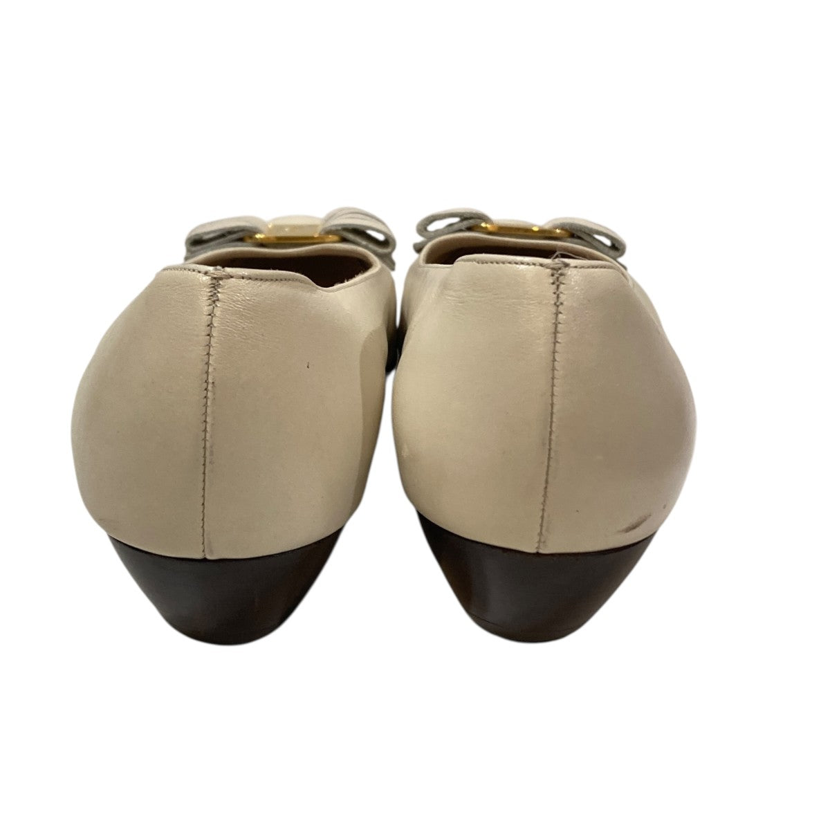 Ferragamo ヴァラ リボンパンプス 古着・中古-3枚目のアイテム画像
