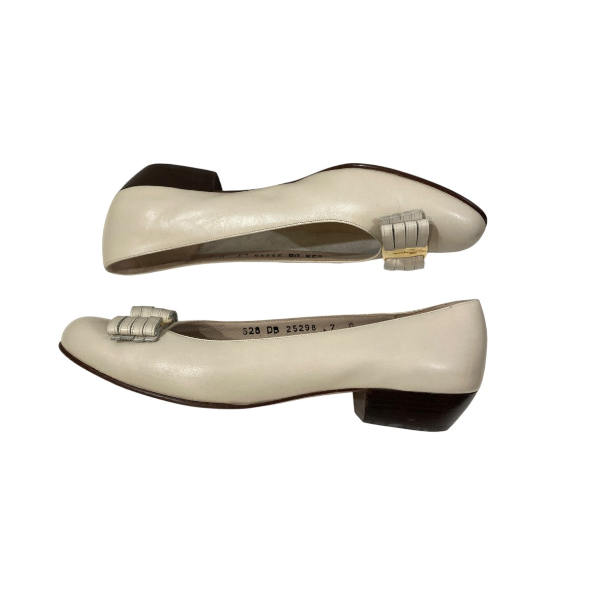 Ferragamo ヴァラ リボンパンプス 古着・中古-4枚目のアイテム画像