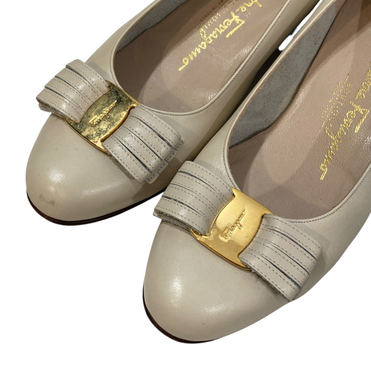 Ferragamo ヴァラ リボンパンプス 古着・中古-6枚目のアイテム画像