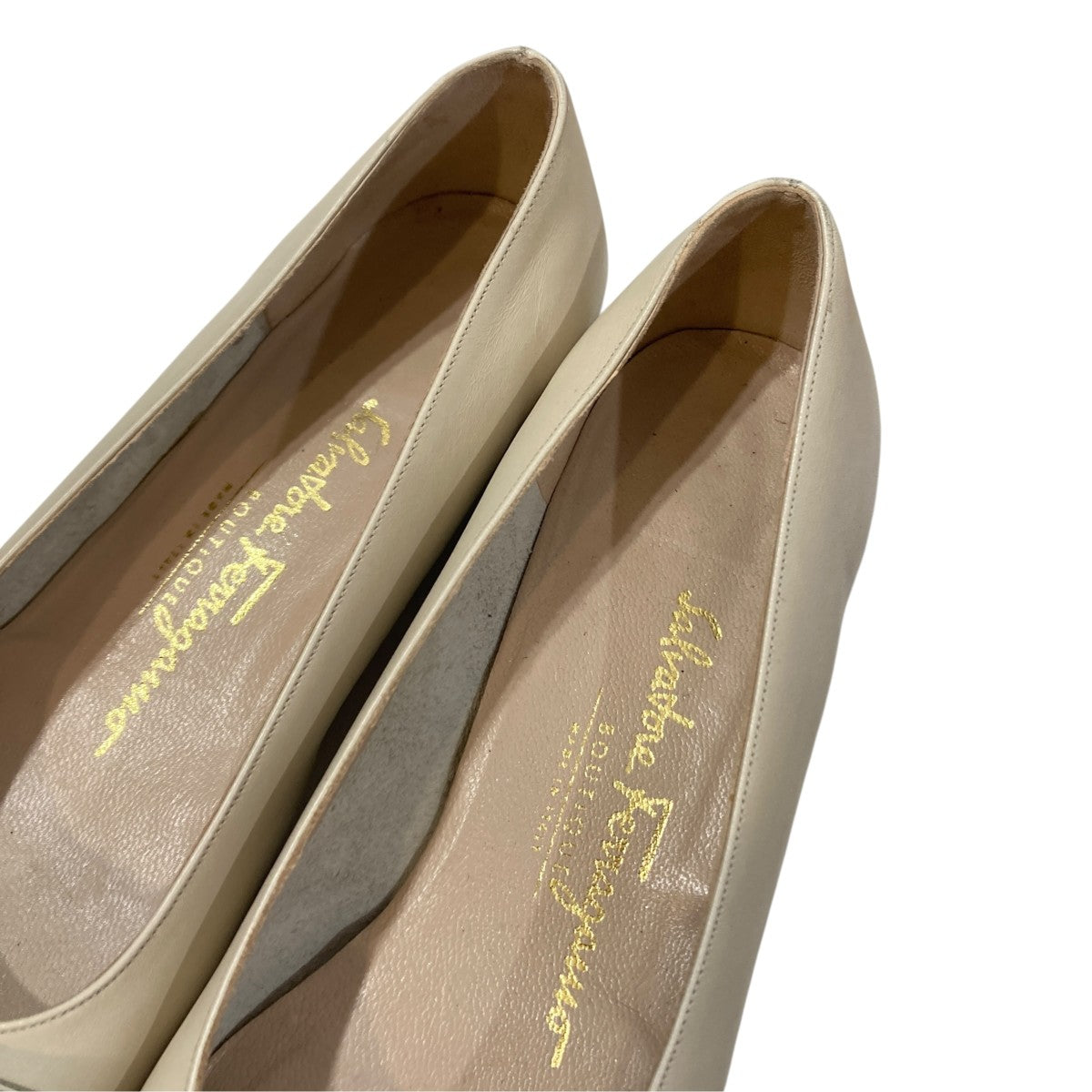 Ferragamo ヴァラ リボンパンプス 古着・中古-7枚目のアイテム画像