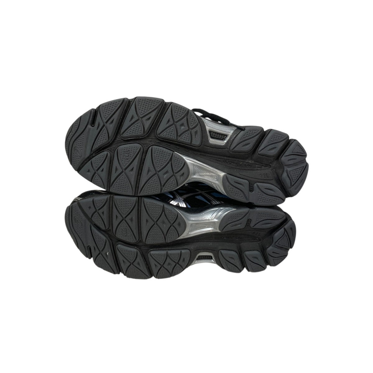 GEL-CUMULUS 16スニーカーF621225