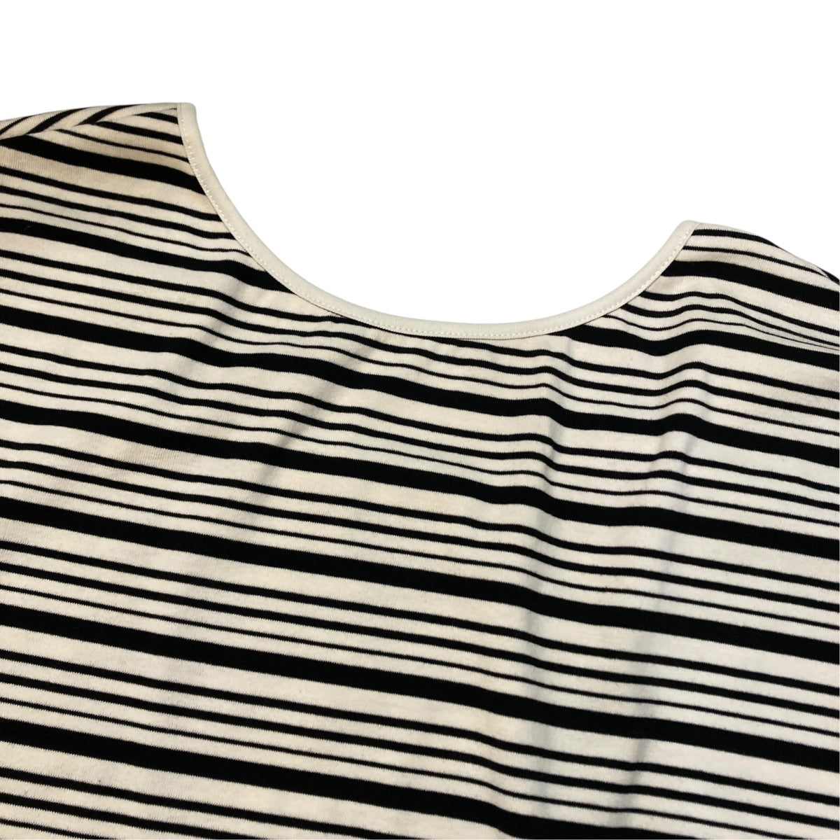 Ellie エリー　ボーダートップス　ロンT 新品 ELLIE(エリー) ボーダーロングTシャツES26007 ES26007 ブラック