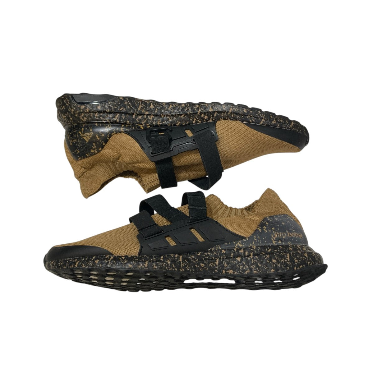 ULTRABOOSTスニーカーFV3906